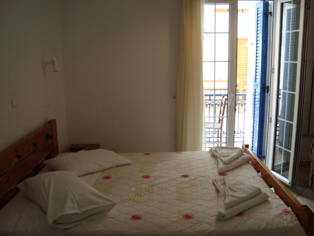 Vakhos Hotell Naxos City Rum bild