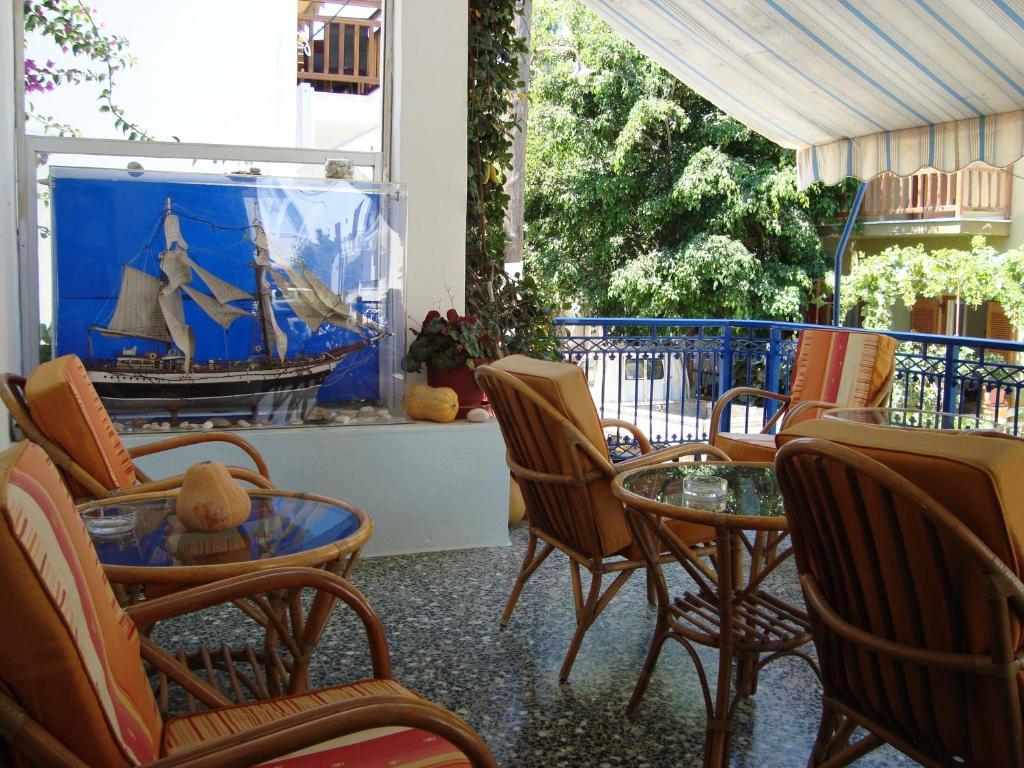 Vakhos Hotell Naxos City Exteriör bild
